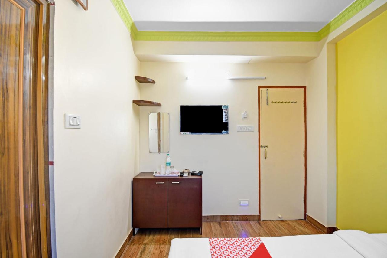 Oyo Flagship 84655 S S Guest House Calcuta Exterior foto
