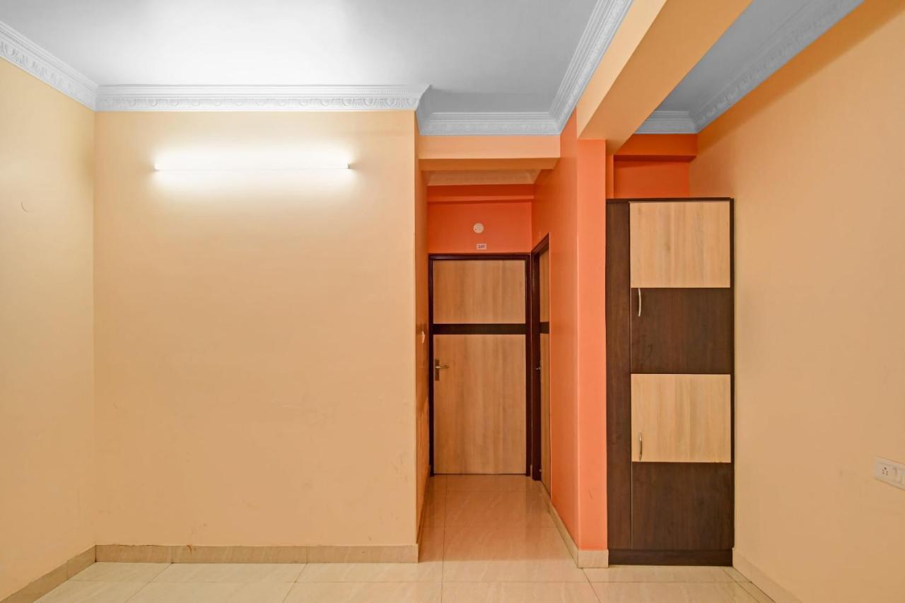 Oyo Flagship 84655 S S Guest House Calcuta Exterior foto