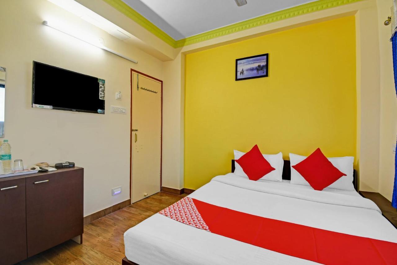 Oyo Flagship 84655 S S Guest House Calcuta Exterior foto